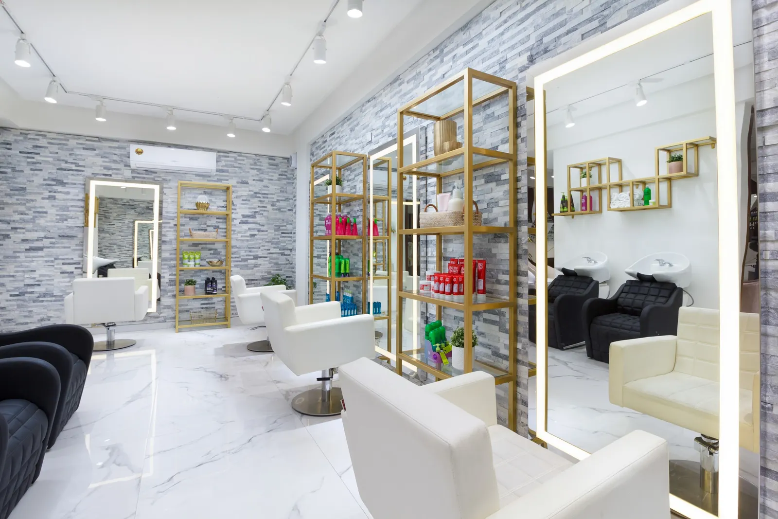Makyaj Pro beauty salon interior in Bahrain (4)