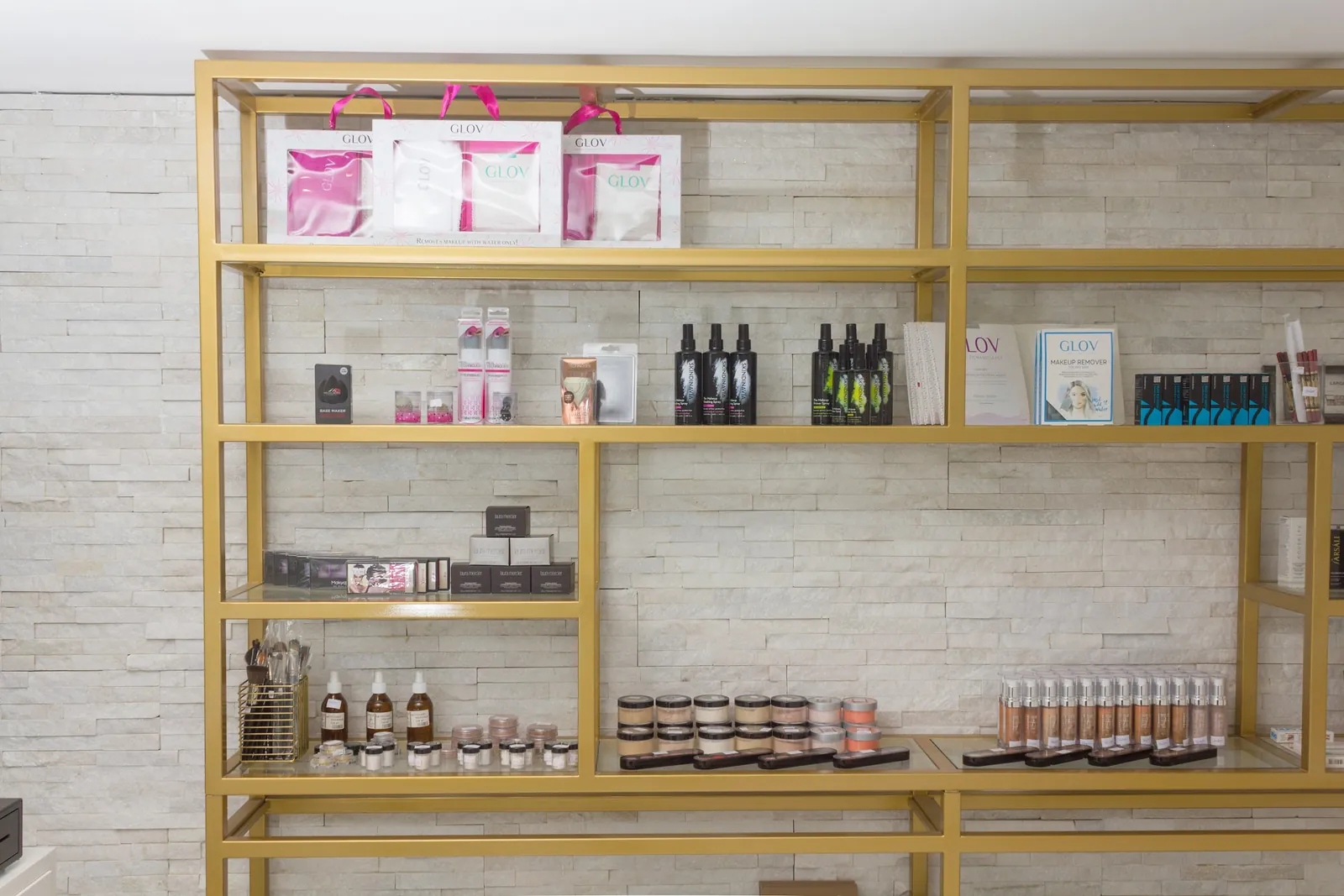 Makyaj Pro beauty salon interior in Bahrain (9)