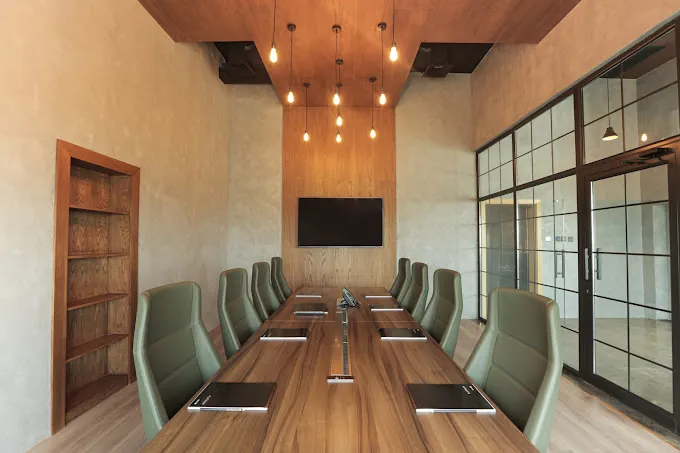 Studio Master office interior in Manama, Bahrain (4)