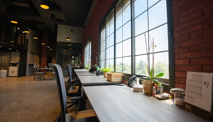 Studio Master office interior in Manama, Bahrain (5)