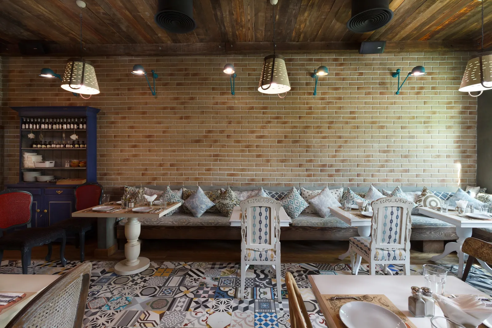 Villa Mamas restaurant interior in Saar, Bahrain (10)